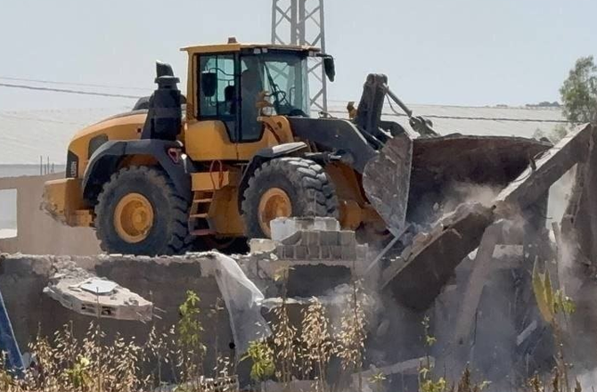 مغربی کنارہ: اسرائیلی فوج نے ۱۶؍ فلسطینی گھر ضبط کئے، فوجی چوکیوں میں تبدیل